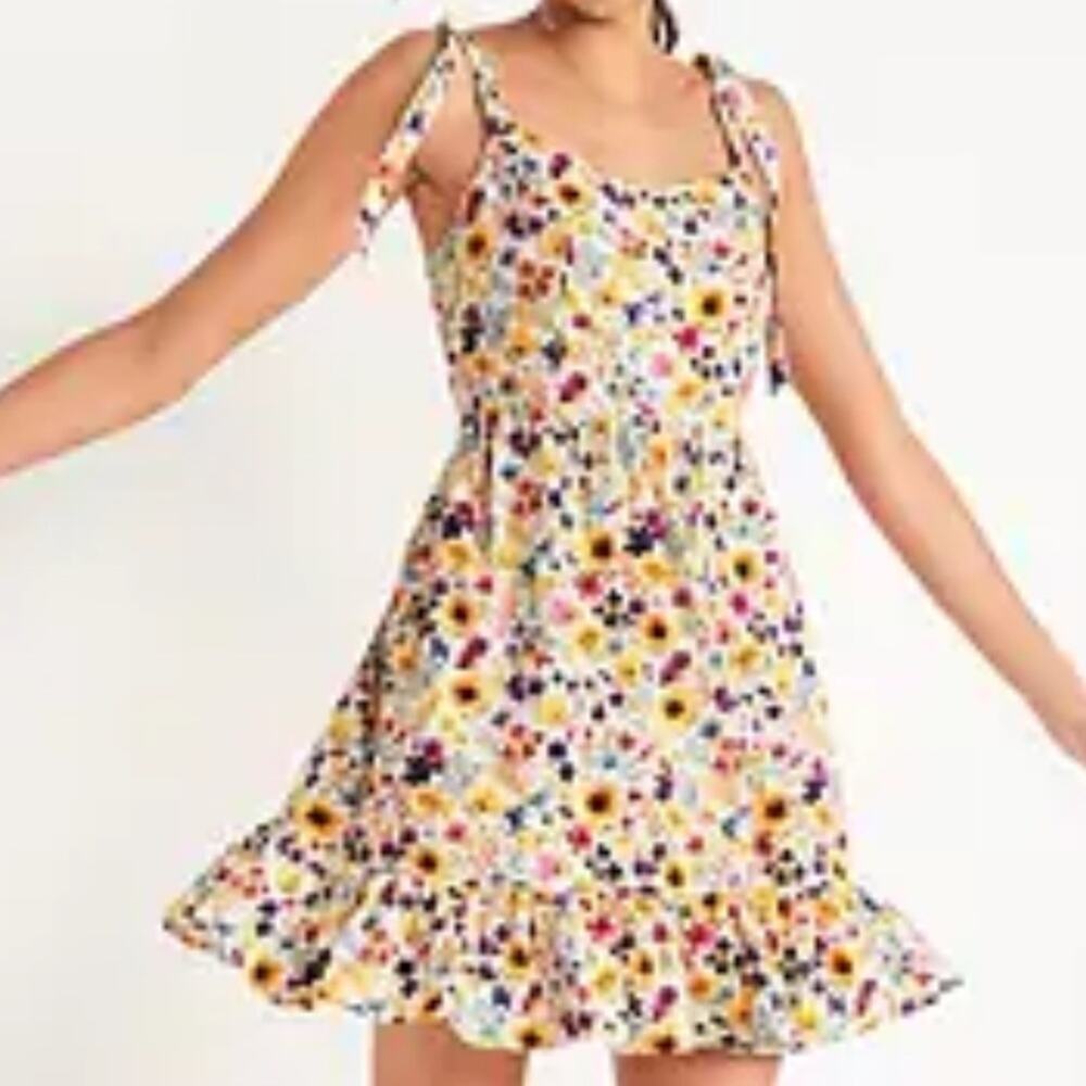 Old Navy Tie-Shoulder Fit & Flare Floral Cami Mini Dress- Wildflowers Size MP - Picture 2 of 6